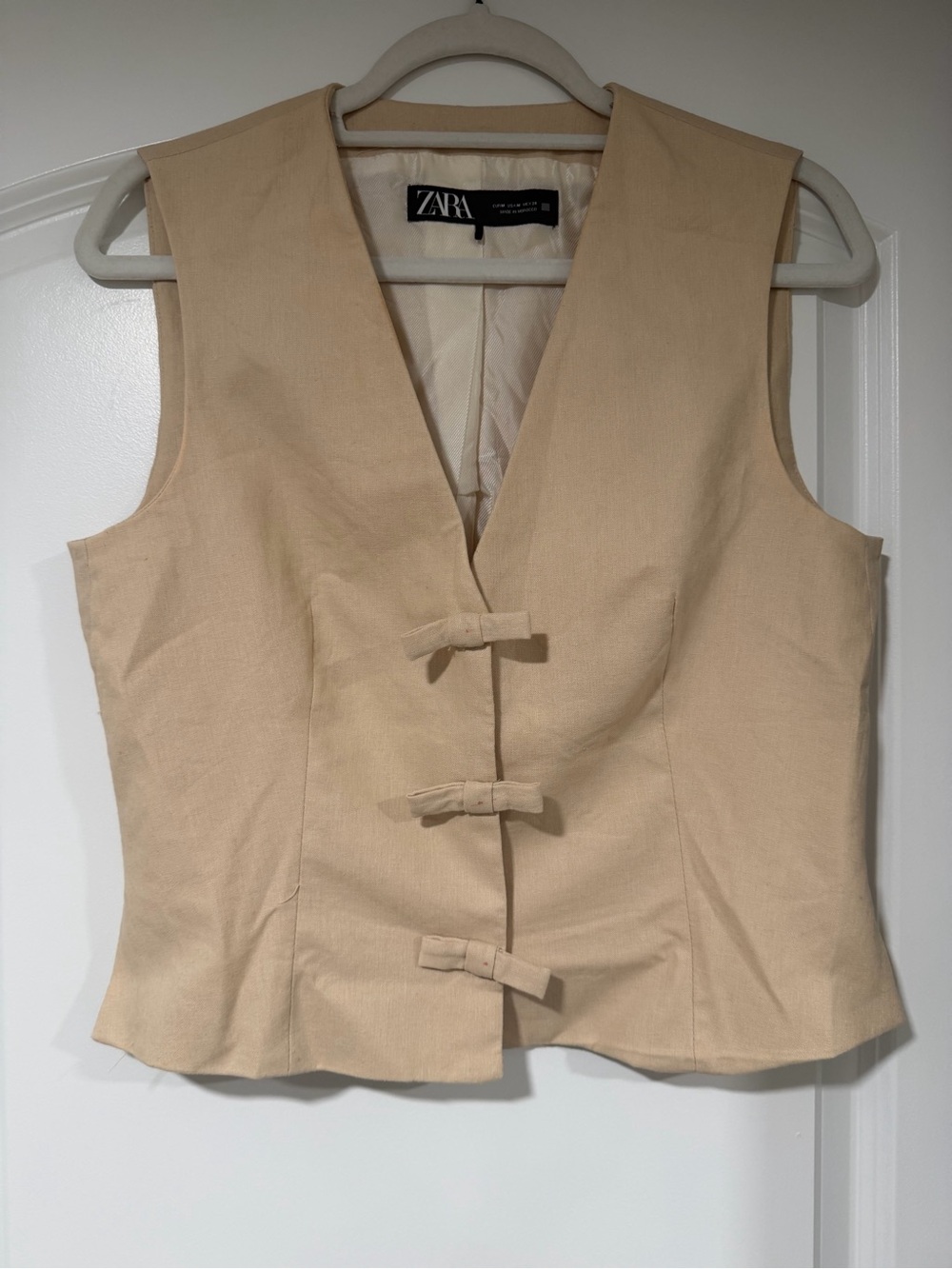Zara Beige Bow Front Tailored Vest – Size M